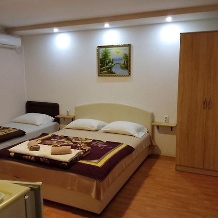 Rooms Jancic Ulcinj Buitenkant foto